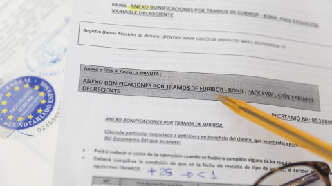 Documentación para la firma de una hipoteca. E.P./Eduardo Parra