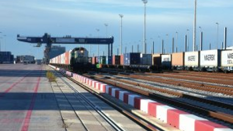 El Port de Barcelona estrena una connexió ferroviària directa amb Tolosa i Lió sense canviar de locomotora