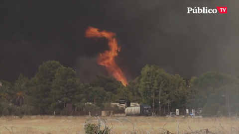 Incendio a las afueras de Atenas en plena ola de calor