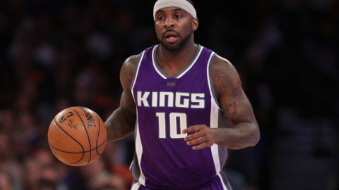 Ty Lawson jugando para The Sacramento Kings el 4 de diciembre de 2016 en la ciudad de Nueva York