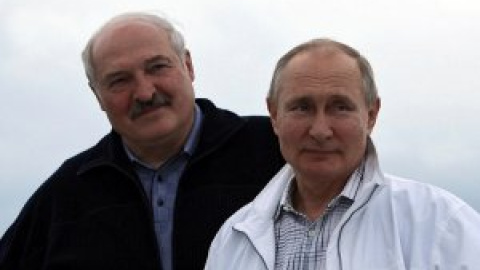 Putin acuerda un préstamo de 400 millones de euros con Lukashenko mientras crece la presión sobre Bielorrusia