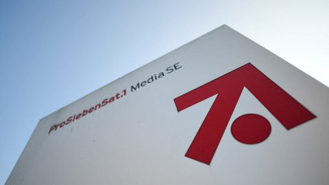 El logo del grupo de comunicación alemán ProSiebenSat.1, en su sede en el municipio de Unterfoehring, cerca de Munich. REUTERS/Andreas Gebert