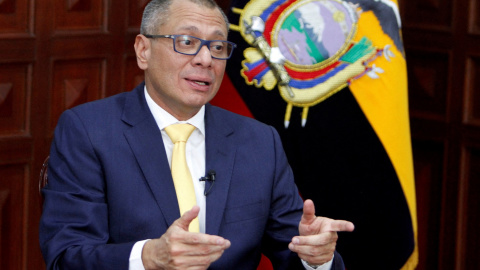 Foto de agosto de 2017 del entonces vicepresidente de Ecuador, Jorge Glas, en una entrevista con Reuters en el Palacio de Carondelet, la sede del Gobierno y residencia del presidente de la República, en Quito. REUTERS/Daniel Tapia