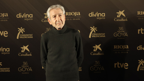 Imagen de archivo. José Sacristán posa en photocall tras recibir el Goya de Honor 2022.