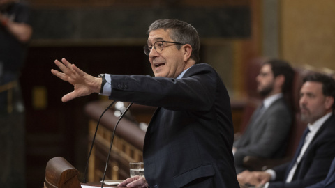 El portavoz socialista, Patxi López interviene en el debate de la proposición de ley de amnistía para la normalización institucional, política y social en Cataluña, este martes en la Cámara Baja.