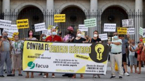 El recibo de la luz se encarece casi un 35% en la primera quincena de julio