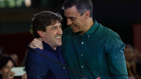 Eneko Andueza y Pedro Sánchez