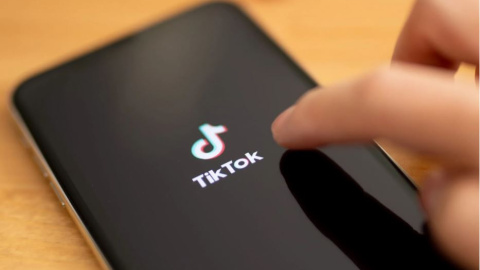 La aplicación TikTok en un dispositivo móvil.