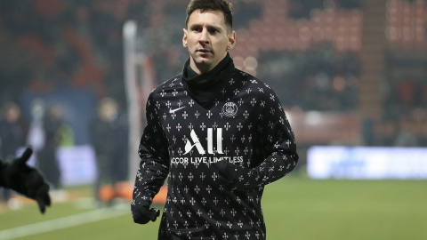 Lionel Messi durante un partido de fútbol del campeonato francés de liga frente al FC Lorient, a 22 de diciembre de 2021, en Lorient, Francia.