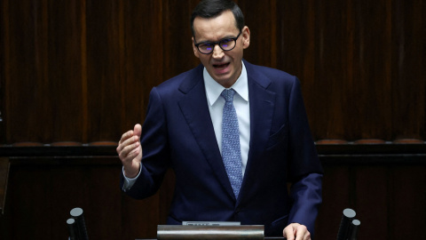 27/11/2023 - El primer ministro polaco, Mateusz Morawiecki, habla durante la primera sesión del recién elegido parlamento polaco en Varsovia, Polonia, el 27 de noviembre de 2023.