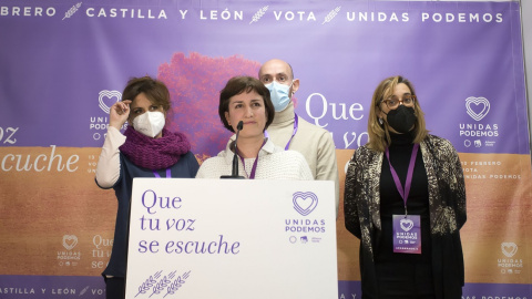 La número 2 de Unidas Podemos por Valladolid, María Sánchez, valora los resultados obtenidos por su formación en los comicios para Castilla y León durante la noche electoral del 13F en el Espacio de Coworking “Gazpacho de Cerezas”, a 13 de febrer