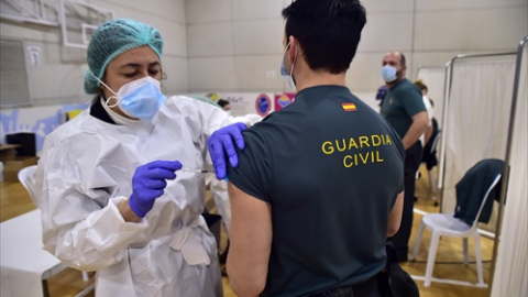 Vacunación a la Guardia Civil