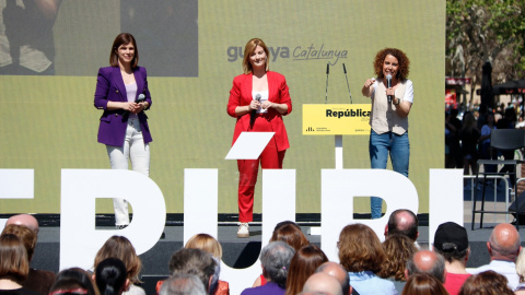 La candidata d'ERC per Lleida, Marta Vilalta, la de Tarragona, Raquel Sans i la de Girona, Laia Cañigueral