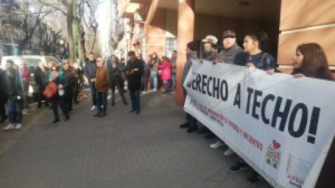 Un matrimonio jubilado de Sevilla se rebela contra la venta de la vivienda de la que fue desahuciado