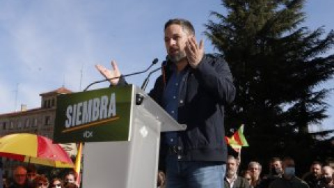 Hazte Oír rompe con Abascal y le acusa de parecerse a la "derechita cobarde" del PP ante las elecciones de Castilla y León