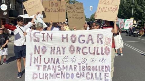 Manifestantes en Vallecas.