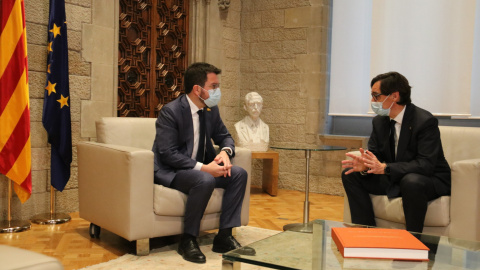 16/02/2022 - Pere Aragonès i Salvador Illa en la reunió que han mantingut al Palau de la Generalitat aquest dimecres.