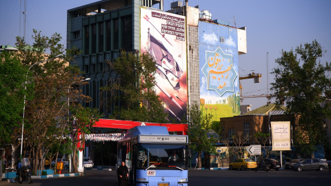 19/04/2024 Una valla publicitaria antiisraelí en la que se lee en persa "La próxima bofetada será más dura", en la calle Palestina, en el centro de Teherán, a 14 de abril de 2024.