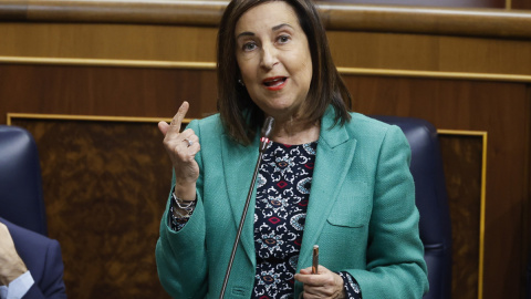 La ministra de Defensa, Margarita Robles, interviene durante la sesión de Control al Ejecutivo que celebra el Congreso este miércoles.