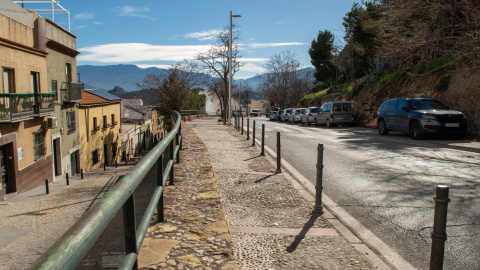 Carretera de circunvalación en Jaén, donde se investiga el secuestro de una mujer y su hija.