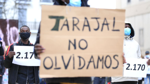 Protesta en recuerdo de la conocida como 'Tragedia del Tarajal', en Madrid a 6 de febrero de 2021.