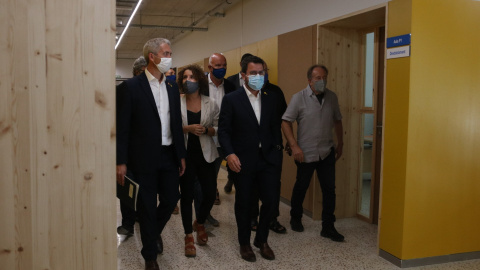 El president Pere Aragonès i el conseller d'Educació, Josep González Cambray en la visita al nou institut de Vilablareix aquest 25 d'agost de 2021.