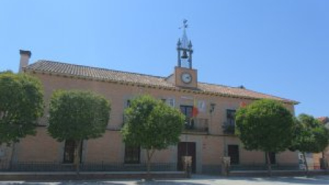 Un concejal del PSOE entrega a Vox la alcaldía de un pueblo de Toledo y el partido anuncia su expulsión