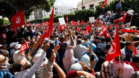 Imagen de la protesta en Túnez contra el presidente del Gobierno.