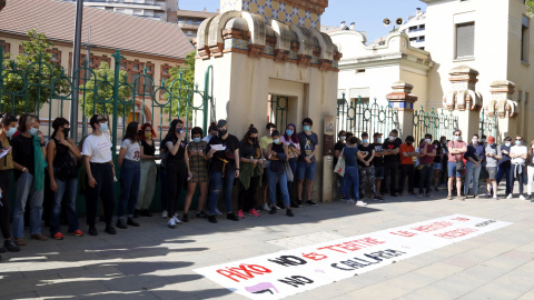 Una setantena de persones concentrades contra els abusos sexuals denunciats a l'Aula de Teatre de Lleida, en una imatge d'arxiu