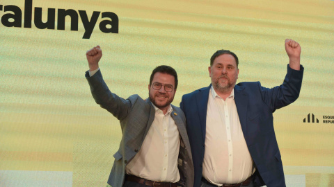 El presidente de la Generalitat de Catalunya, Pere Aragonés, y el presidente de ERC, Oriol Junqueras, durante el Consell Nacional de ERC, en Barcelona, a 20/1/2024