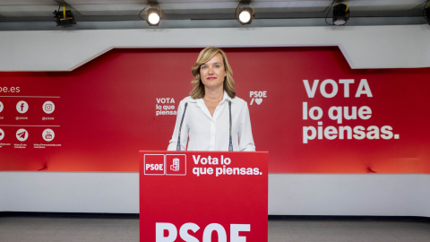 La portavoz del PSOE y ministra de Educación y Formación Profesional, Pilar Alegría, interviene en una rueda de prensa durante el seguimiento de la jornada electoral en la sede federal del PSOE, a 28 de mayo de 2023, en Madrid (España)