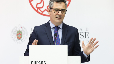 El ministro de la Presidencia, Félix Bolaños, durante su intervención en los Cursos de Verano de la UCM, a 21 de julio de 2023, en El Escorial.