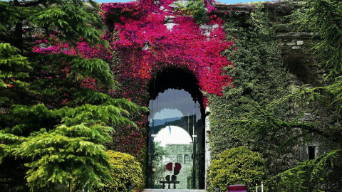 Entrada del Castell de Ciutat a La Seu d'Urgell.