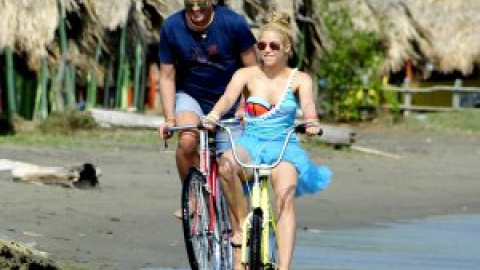 Canciones del verano / La dichosa bicicleta de Shakira y Carlos Vives