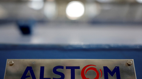 El logo de Alstom en una instalación en la localidad francesa de Flamanville. REUTERS/Sarah Meyssonnier