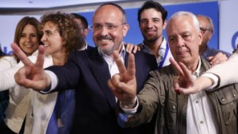 El PP le da seis escaños más a la derecha españolista pese a la desaparición de Cs y adelanta a Vox