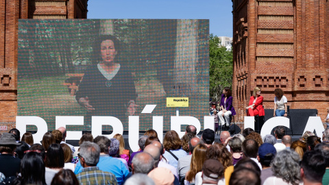 La secretaria general de ERC, Marta Rovira, interviene de manera telemática durante el acto de ERC ‘Festa de la República’, en el paseo Companys, a 13 de abril de 2024, en Barcelona, Catalunya.