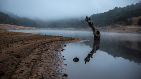 Estado que presenta el embalse de O Bao en Viana do Bolo (Ourense).