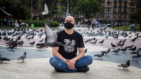 Joan Manel Ardura a la plaça Catalunya el maig del 2021.