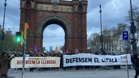 Una imatge de l'inici de la mobilització a l'Arc del Triomf de Barcelona.