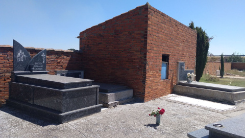 El cementerio de Villadangos del Paramo (León) donde se va a iniciar la exhumación de una fosa común con los restos de fusilados por el franquismo.