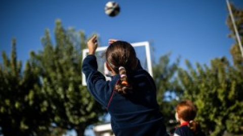 La Audiencia de Madrid absuelve a un profesor acusado de abuso sexual por dar palmadas en el culo a niñas de 11 años