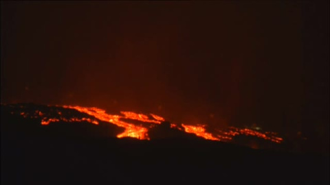 Rayos volcánicos y terremotos, así se comporta el volcán de La Palma