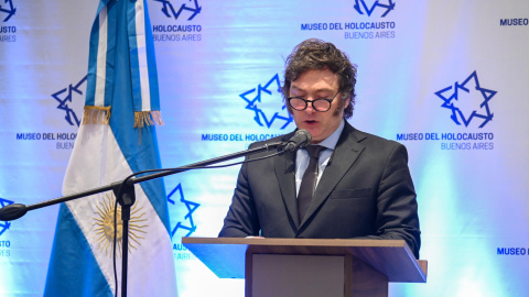 Javier Milei en una rueda de prensa del Museo del Holocausto.