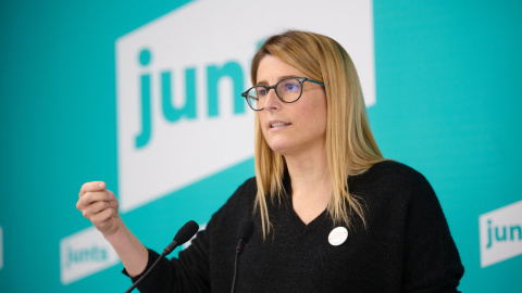 La portaveu de Junts, Elsa Artadi, en roda de premsa. 19 d'abril del 2021.