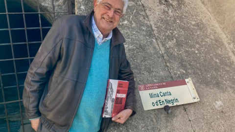 12/2023 - El periodista Xavier Febrés a l'entrada de la mina Canta de la Vajol.