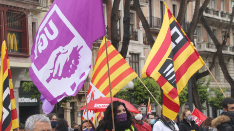 Manifestación de CCOO y UGT en Barcelona el 1 de mayo de 2020.