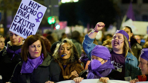 Denuncian que la empresa que gestiona el centro contra la violencia machista de Santander precariza las condiciones del personal