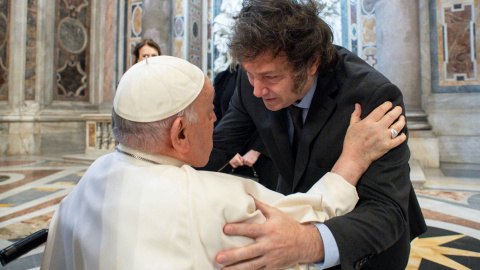 El presidente de Argentina, Javier Milei y el Papa Francisco esta mañana en Vaticano.