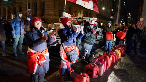 Camioneros protestan en Ottawa, el 9 de febrero de 2022.